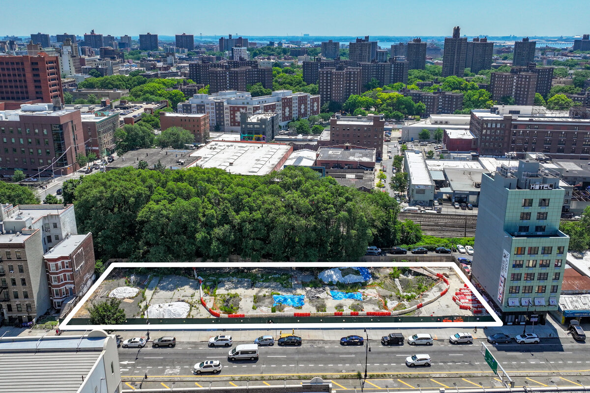 350 Grand Concourse